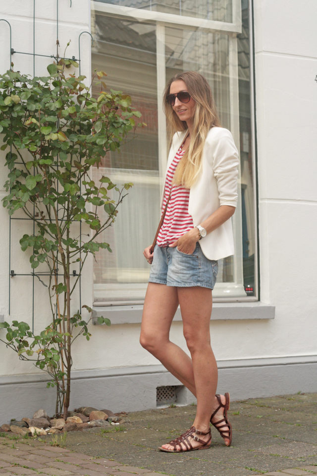 casual in stripes2