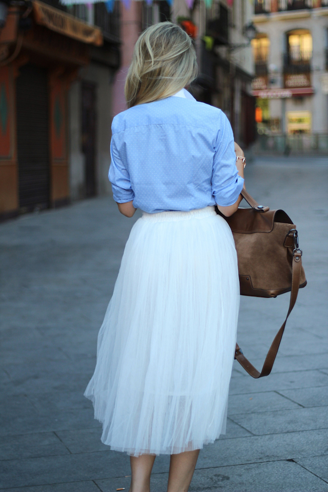white-tulle-skirt-streetstyle